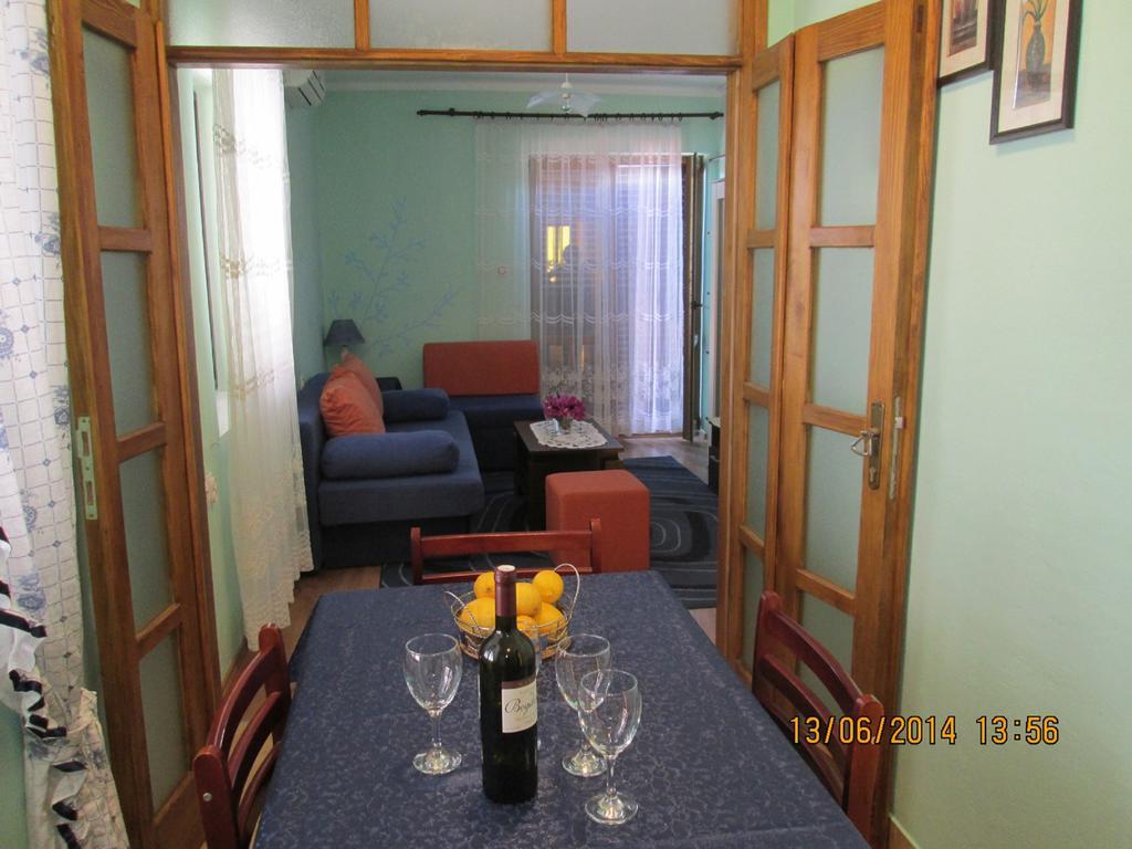 J&l Apartment